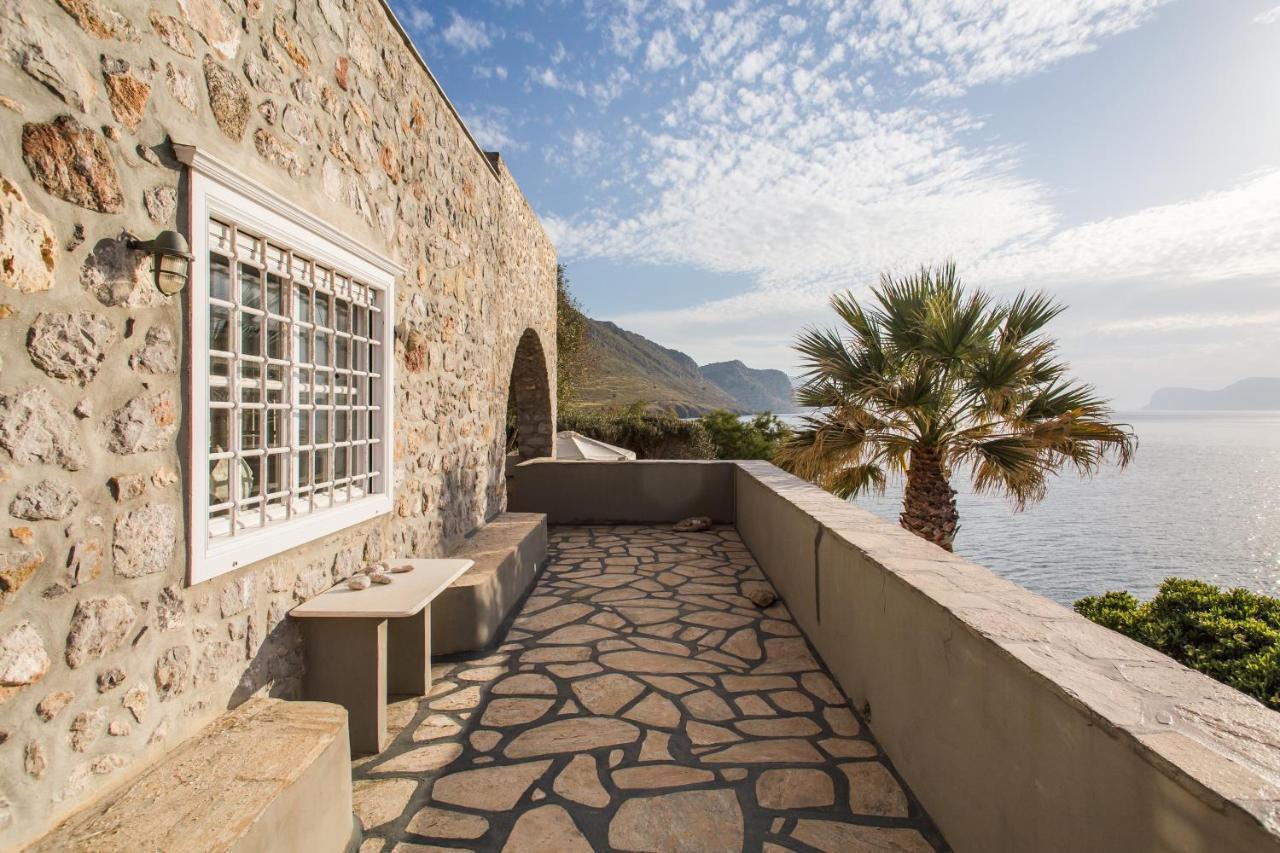 Lady Of Hydra Villa, Sea Front View, Private Beach Exteriör bild